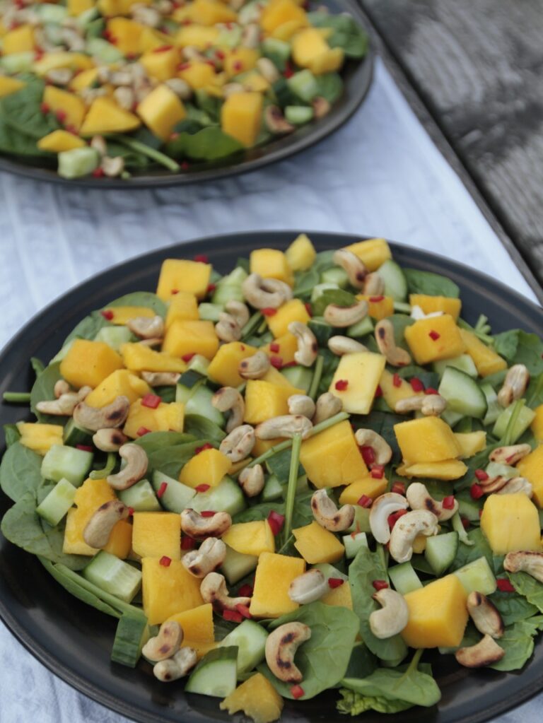 Spicy Mango Salade